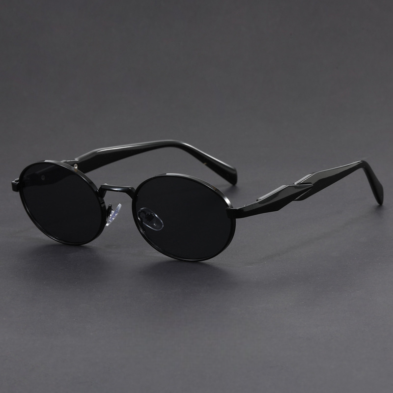 Elara Oval Sunglasses