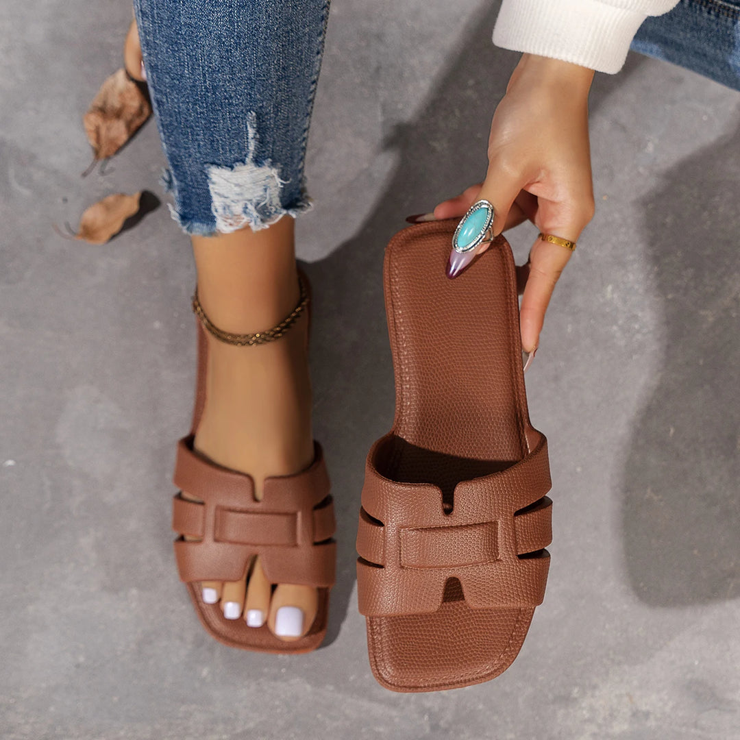 Eve Flat Leather Sandals